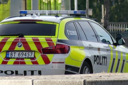 Bildet viser et illustrasjonsbilde av en politibil